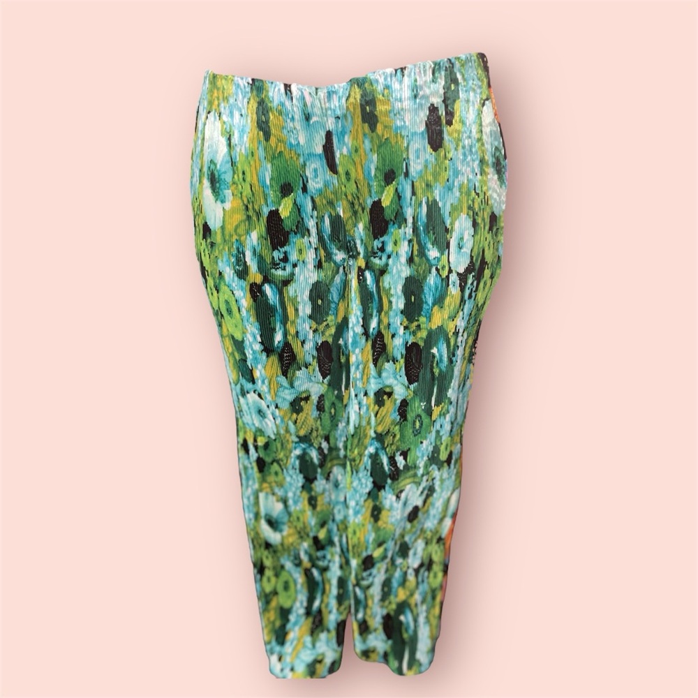 H. LORENZO
RICHARD QUINN
FLORAL PLISSE TROUSERS